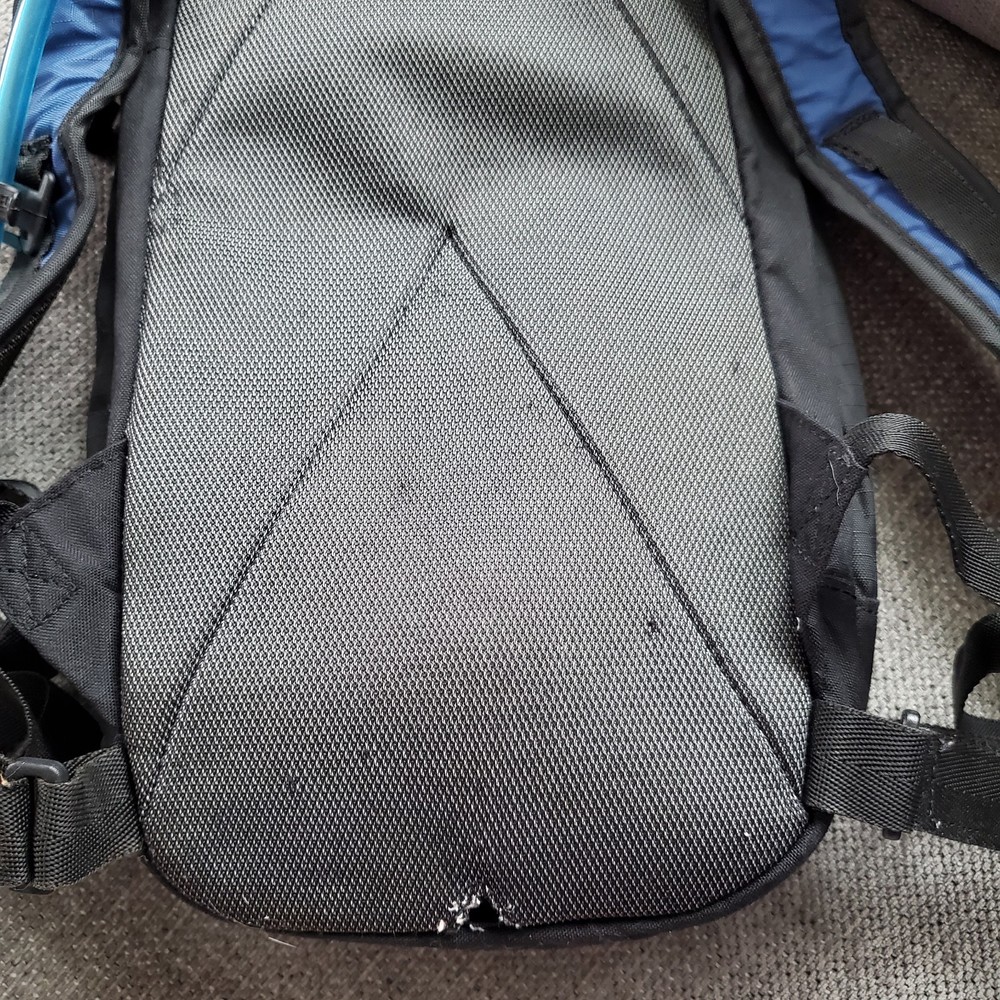 CAMELBAK Blowfish Hydration Backpack With Bladder Blue/Black