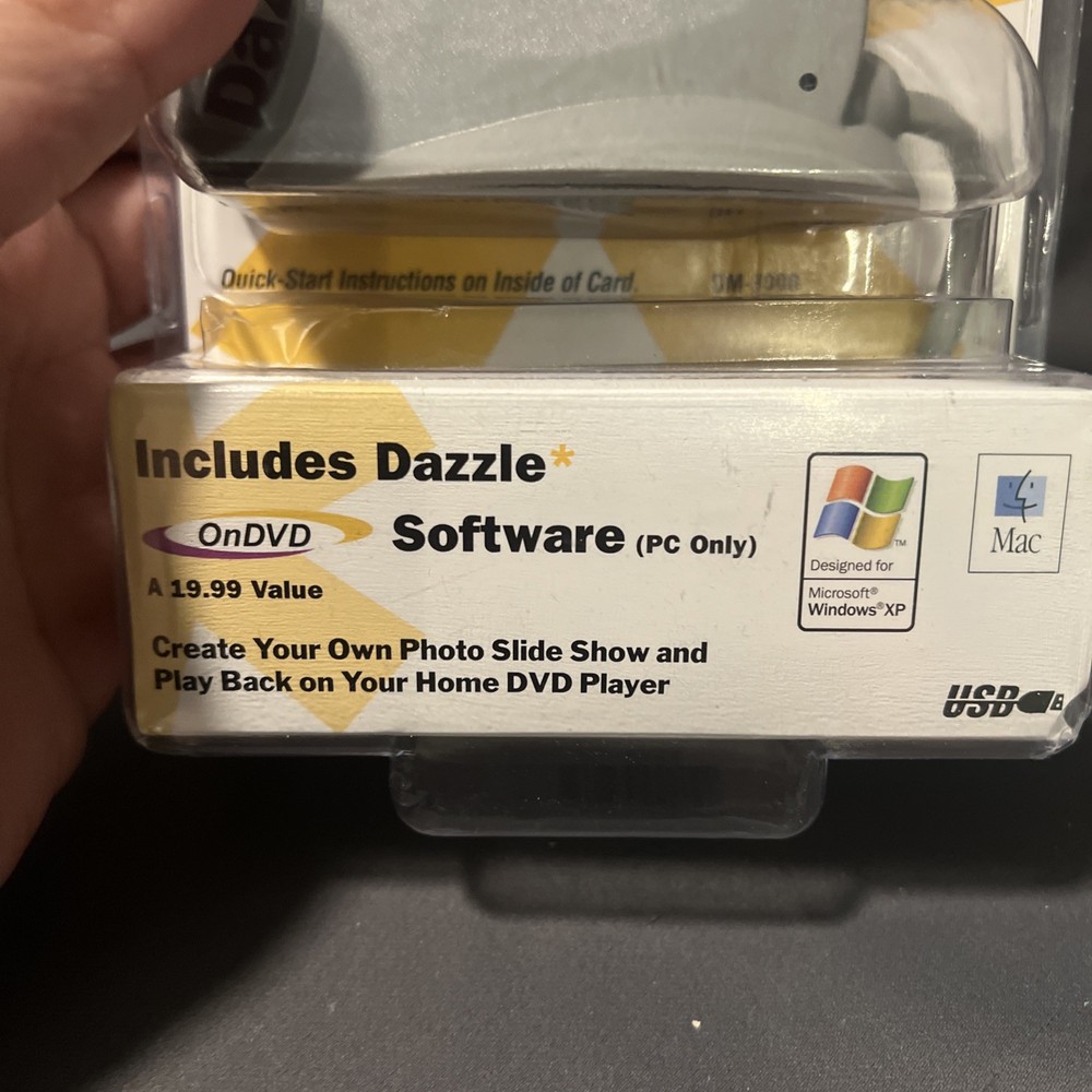 Dazzle CompactFlash Reader/Writer Digital Media Reader Software DM-8000 NEW