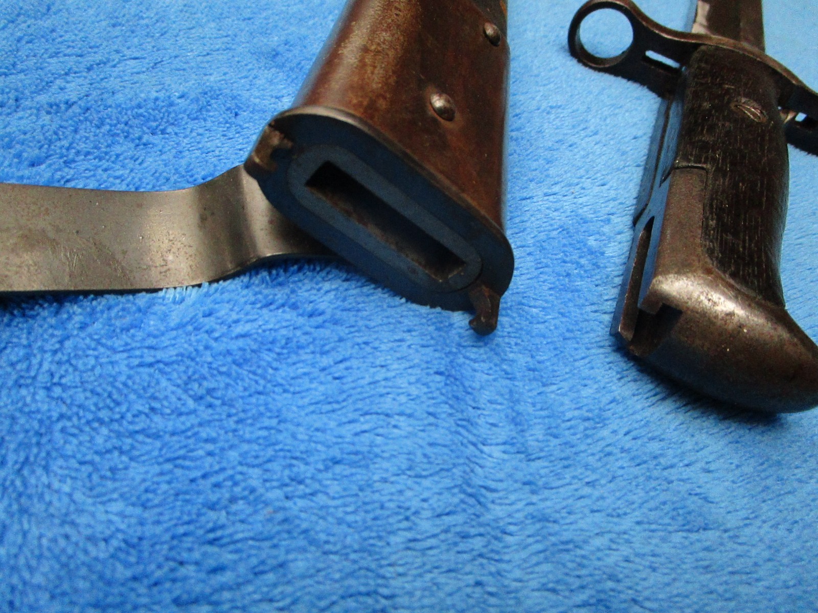 ORIGINAL US WW1 M1905 BAYONET MADE BY SA IN 1909 AND EARLY RIA 1909 SCABBARD