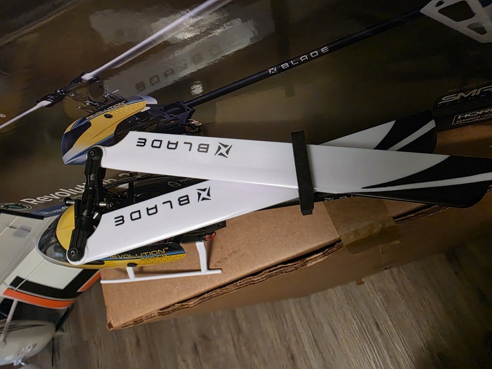 Blade Blade Revolution 235 CP BNF