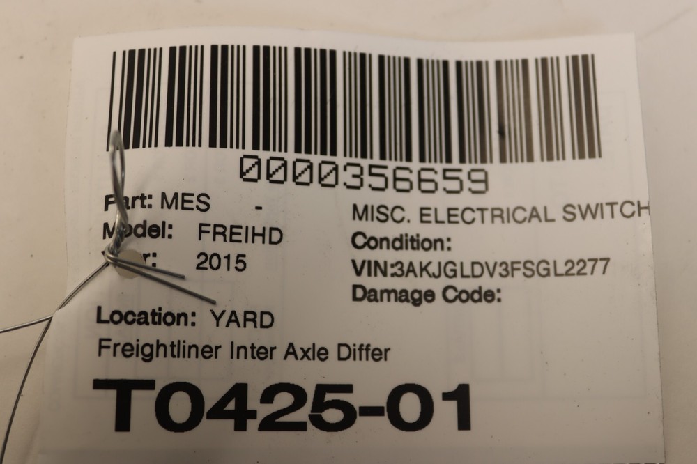 2008-2017 FREIGHTLINER CASCADIA 125 INTER AXLE DIFFERENTIAL LOCK SWITCH OEM