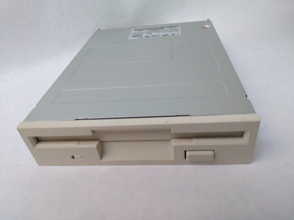 Samsung SFD-321B 3.5" Internal Floppy Disk Drive