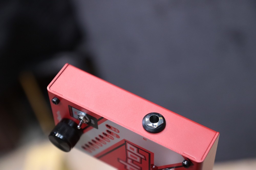 DigiTech Drop Compact Polyphonic Drop Tune Pitch Shifter Effect Pedal w/Box