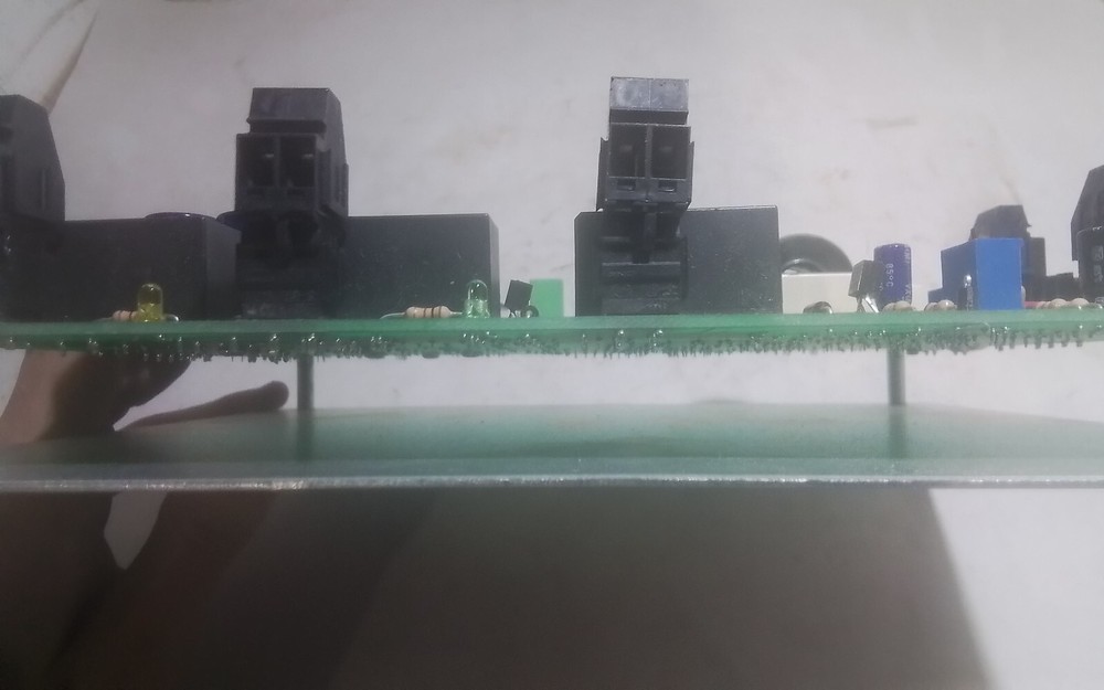 WIREMOLD / SHAPE ELECTRONICS M3309B PCB CIRCUIT BOARD REV. B2.0 (D8A)