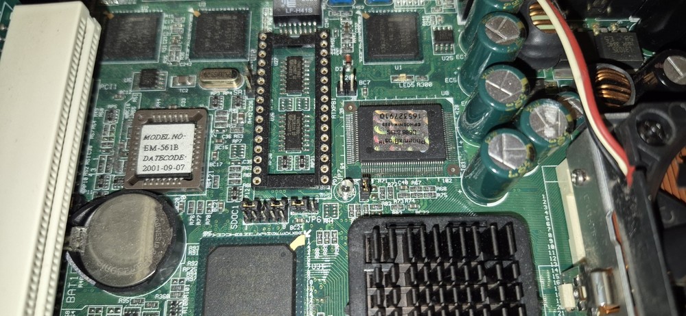 ServGate EdgeForce Plus SG230, FIREWALL / VPN NETWORKING , POWERS ON ,SOLD AS IS