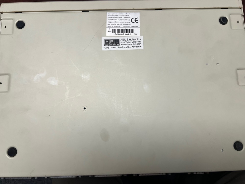 Aten Master View Pro KVM Switch CS-128A