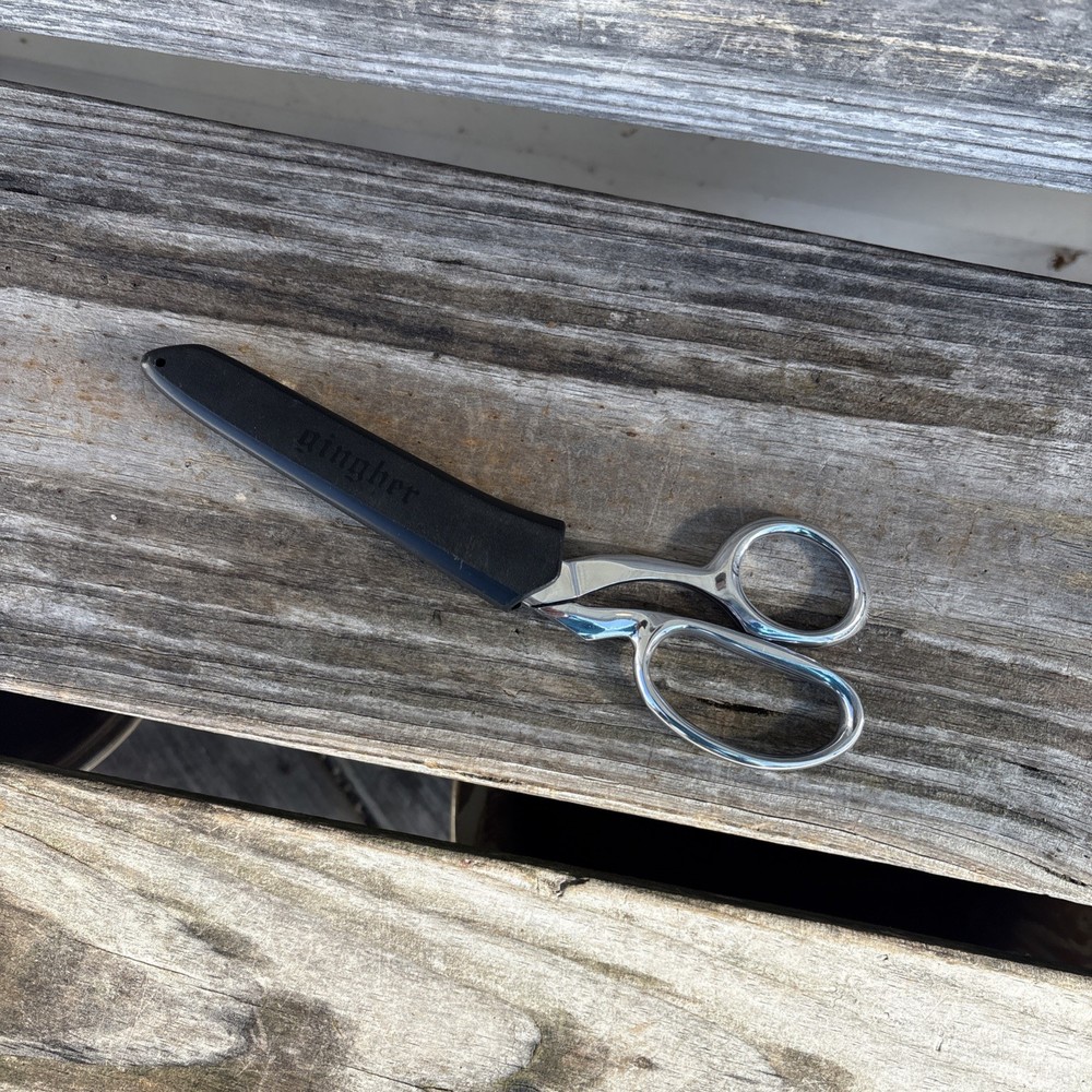 Gingher Dressmaker's Shears W Protective Sheath ~ Very Sharp