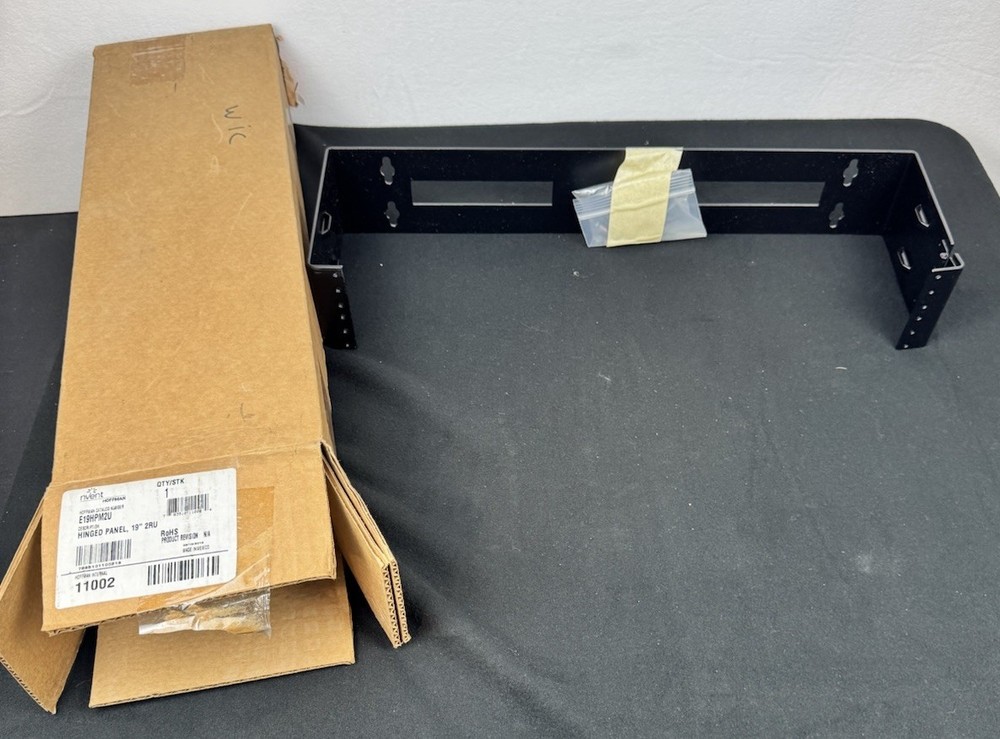 NVENT HOFFMAN E19HPM2U Hinged Wall-Mount Panel,19",2u,Black