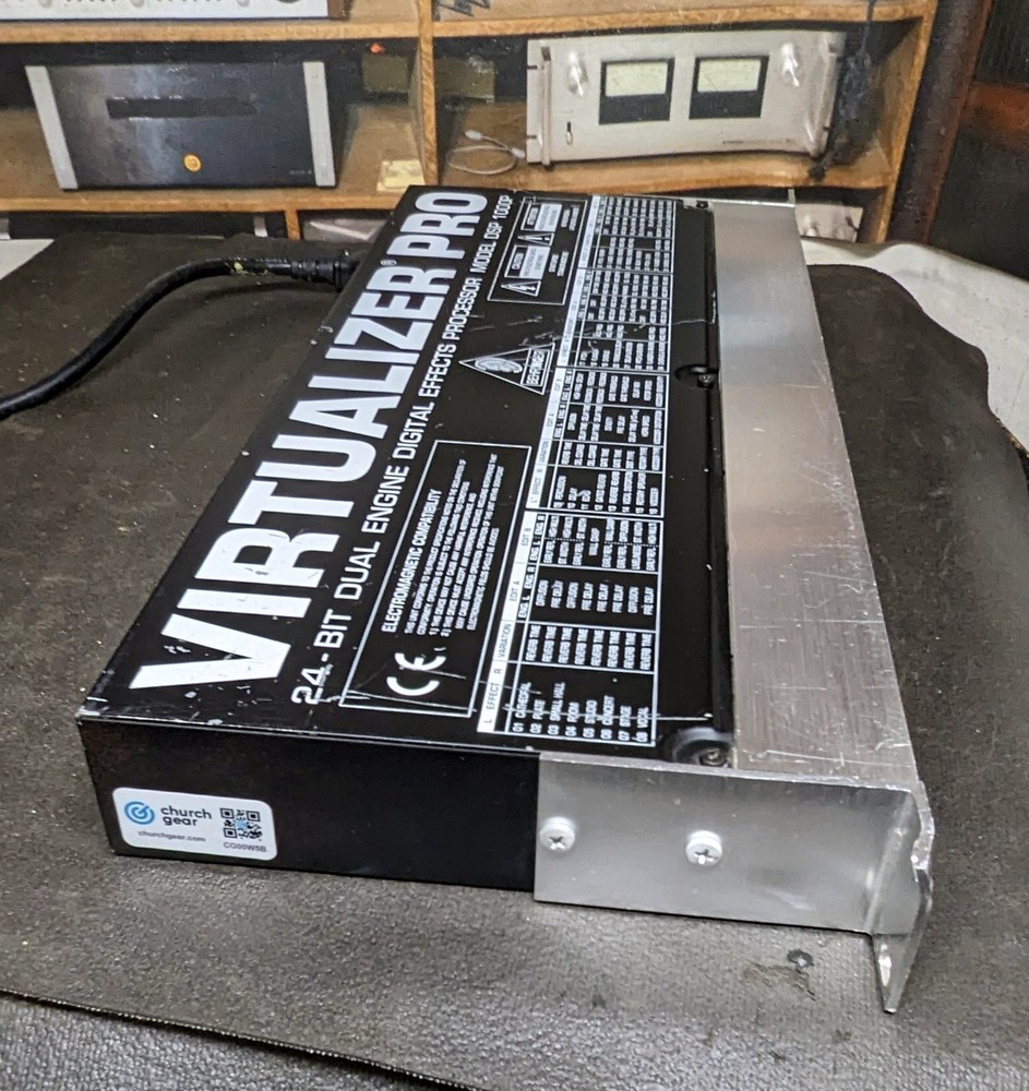 Behringer Virtualizer Pro DSP-1000P 24-bit dual engine digital effects processer