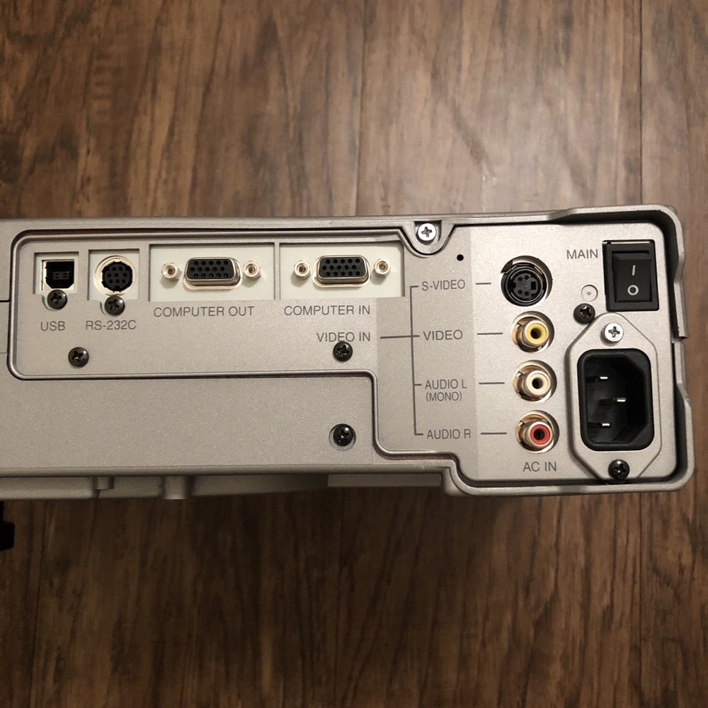 Mitsubishi LVP-X80U LCD Projector Multimedia Video Computer