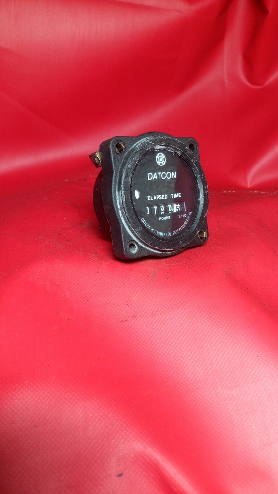 DATCON 2-1/4 hourmeter