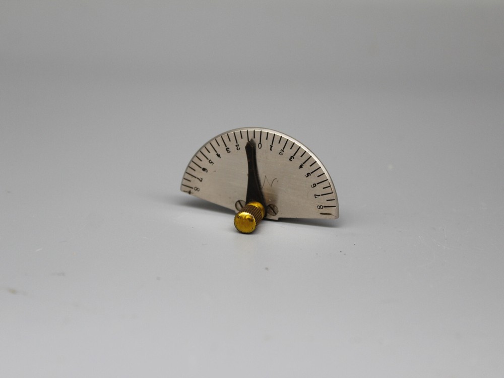 Polarising Microscope Nikitin Tilting Compensator by R Fuess #VO4