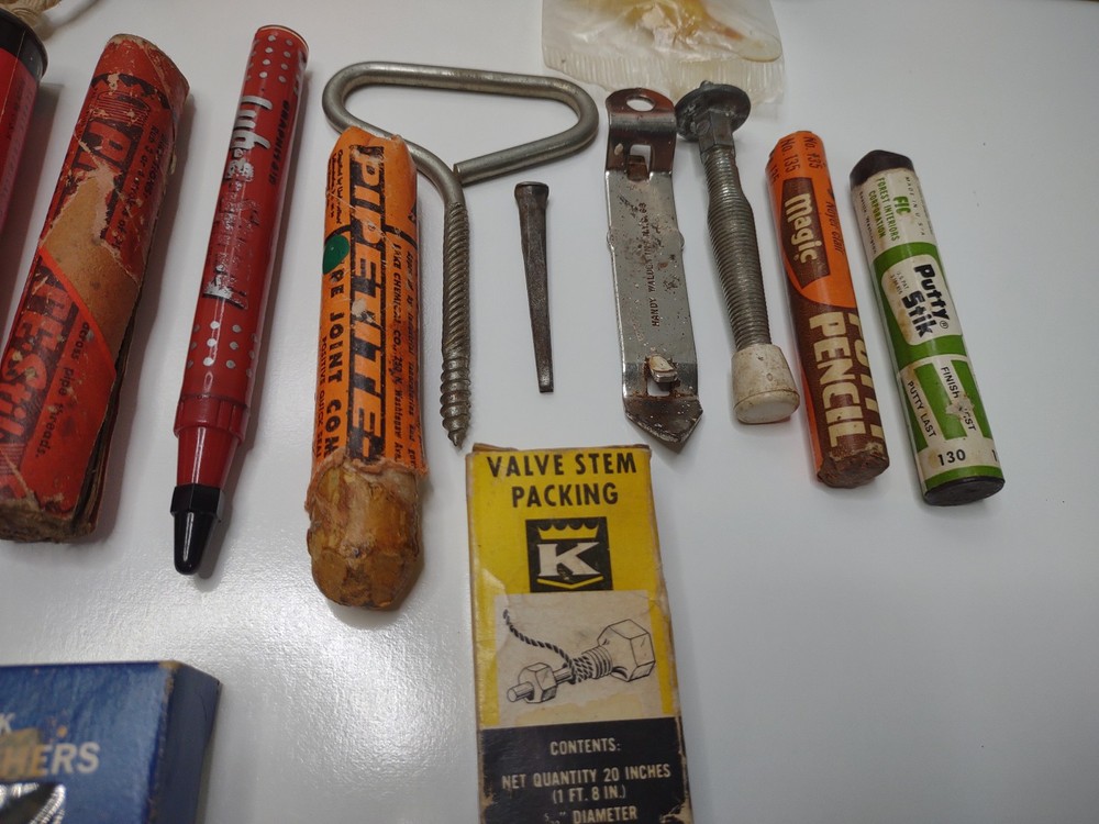 Vintage Home Hardware Lot 1979 WD40 Sample