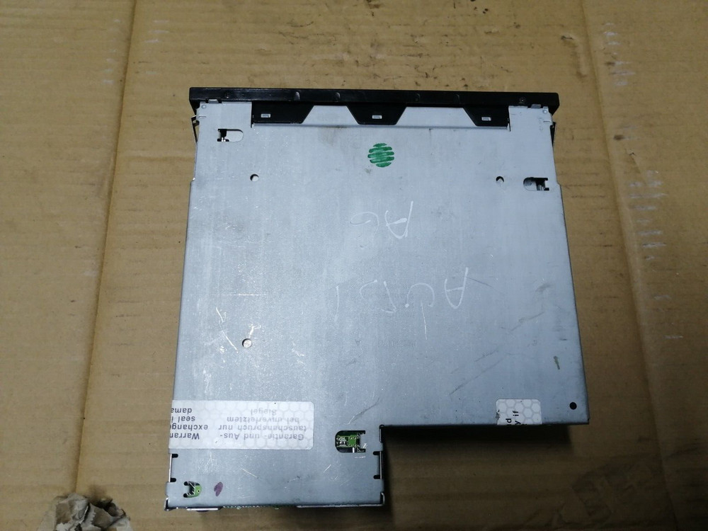 2004-2008 AUDI A6 C6 CD CHANGER PLAYER UNIT 4E0910110E