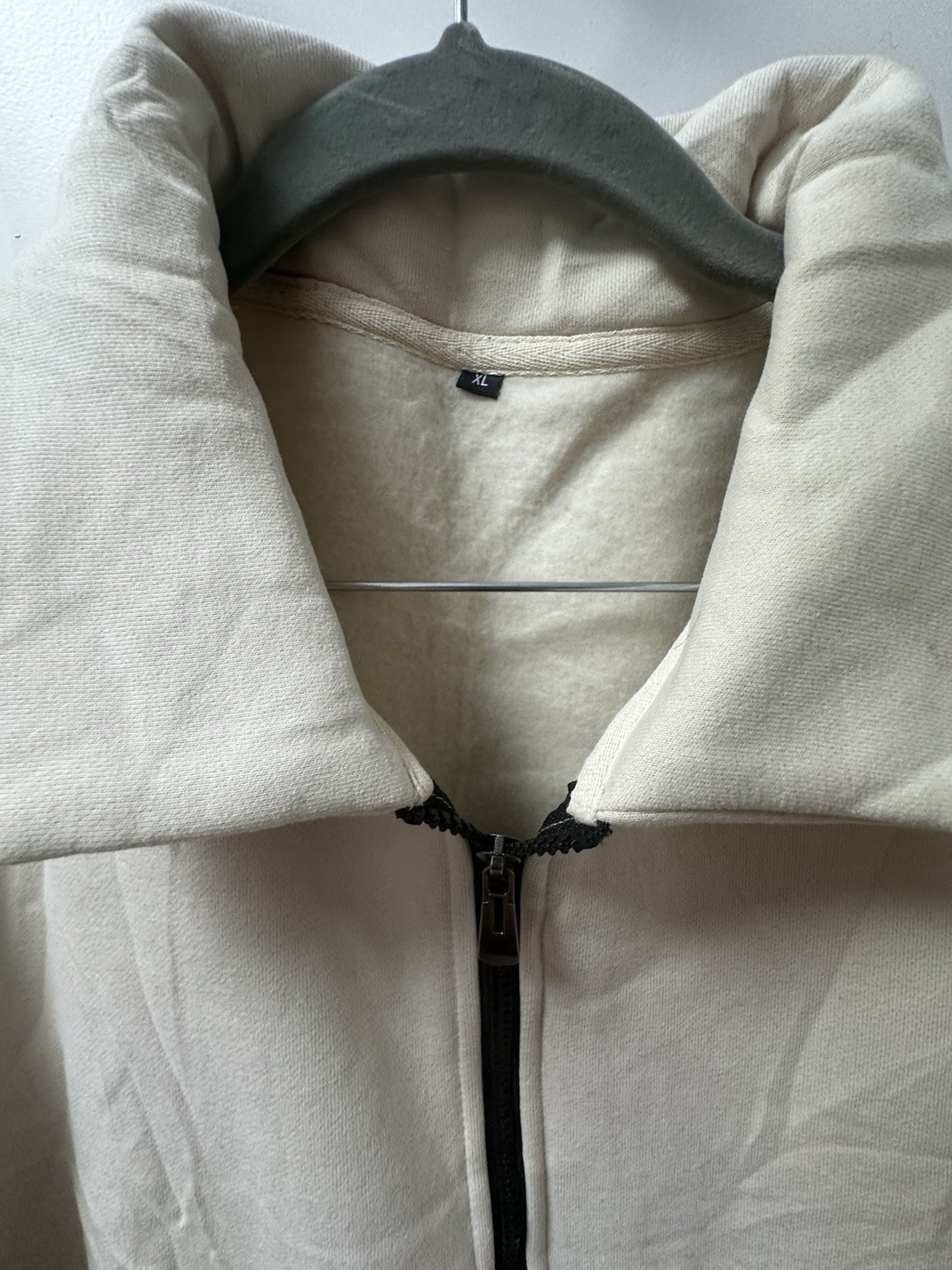 Women’s Long Sleeve Ivory Notched Collar 1/2 Zip Black Zipper Pullover XL NWOT