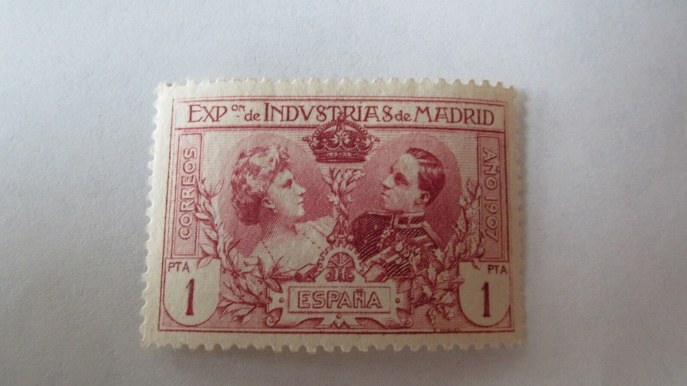 SPAIN STAMP 1936-39 MINT HINGE MARK