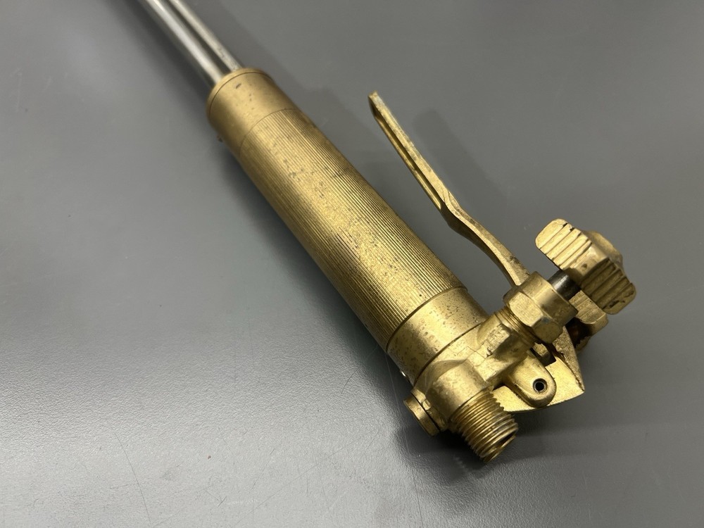 (J) FLAME TECH SCORPION CUTTING BLOW TORCH - USED