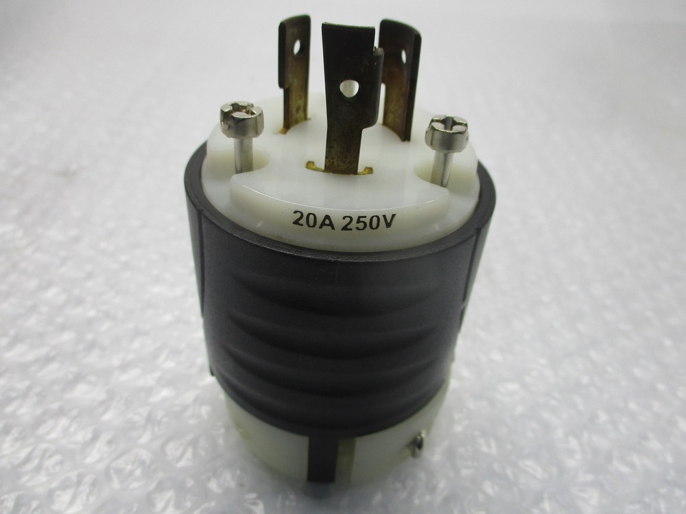 PASS & SEYMOUR L620P PLUG NSNP