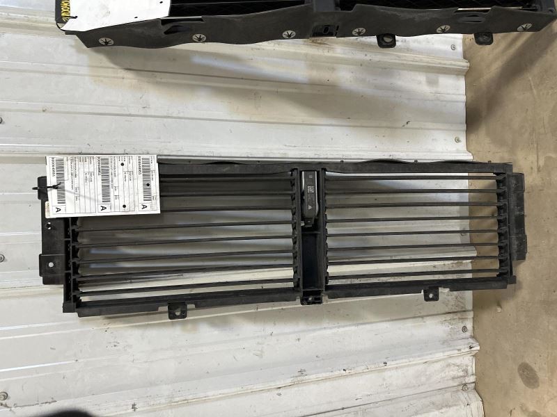 Air Shutter Upper Fits 22-24 ENCLAVE 1841453