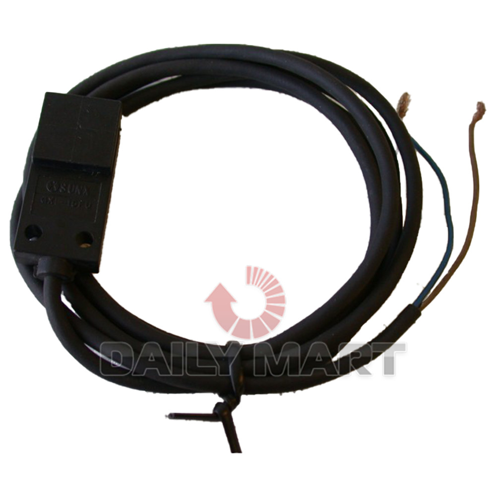 New In Box PANASONIC GXL-15FU Inductive Proximity Sensor