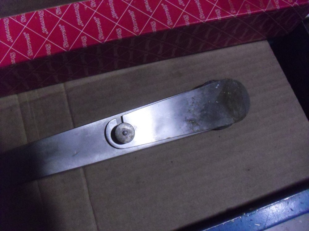 Starrett 18 Lock Joint Caliper 37-18