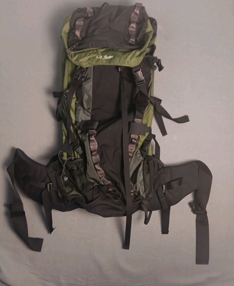 L.L.Bean Large 30" H2O Hydration Hiking Backpack Internal Frame Unused Bladder