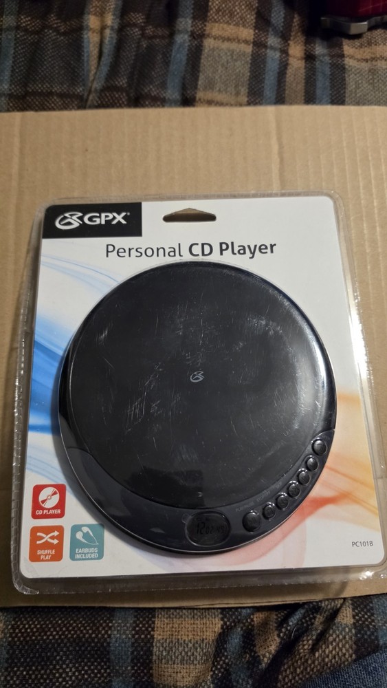 GPX Disc CD Player Stereo Earbuds Model PC101B Player Shuffle play LCD Display