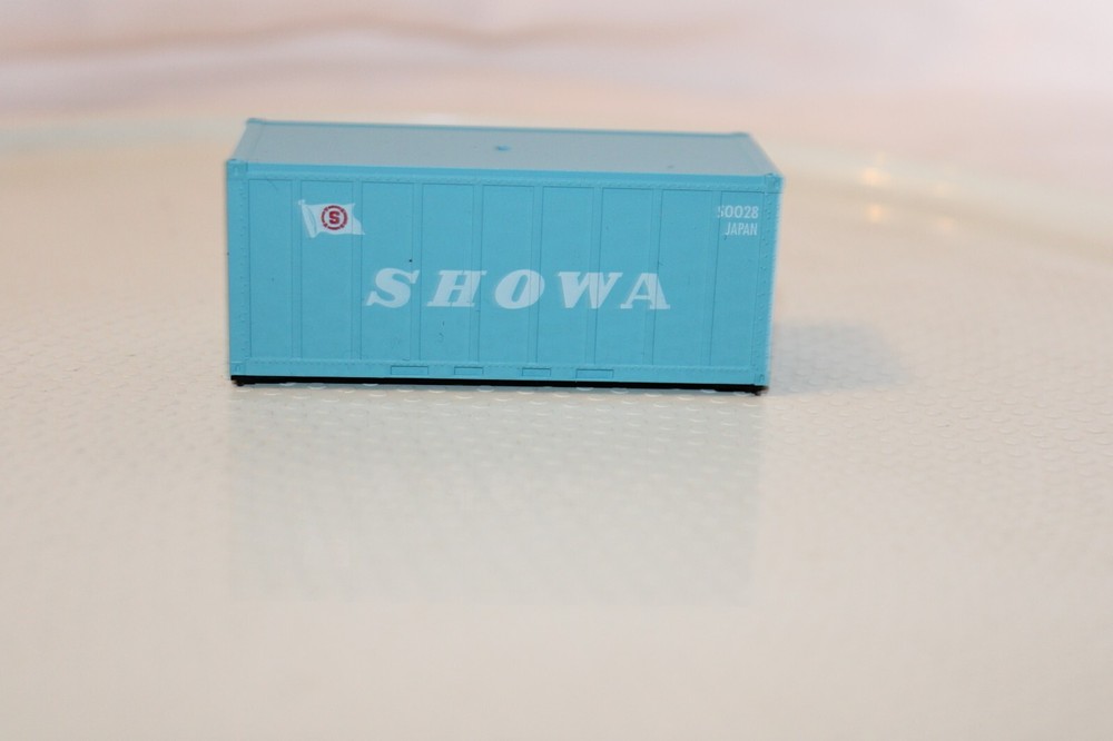 HO Scale Walthers, 20' Container, Showa, Blue