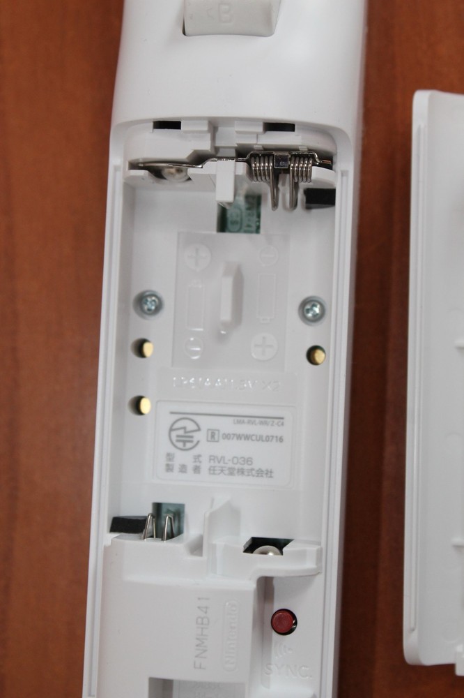 NINTENDO WIIU - JUST DANCE 2014 BASIC PACK