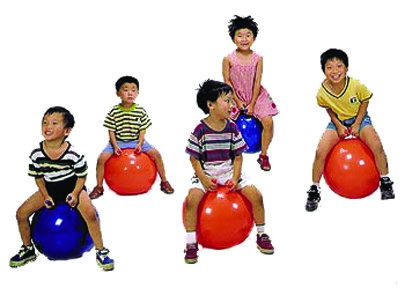 CanDo Inflatable Exercise Jump Ball - Red - 18" (45 cm)