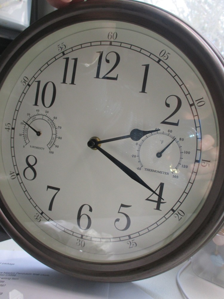 Weather Wall Clock Thermometer Outdoor and Humidity Sensor Tested-defect