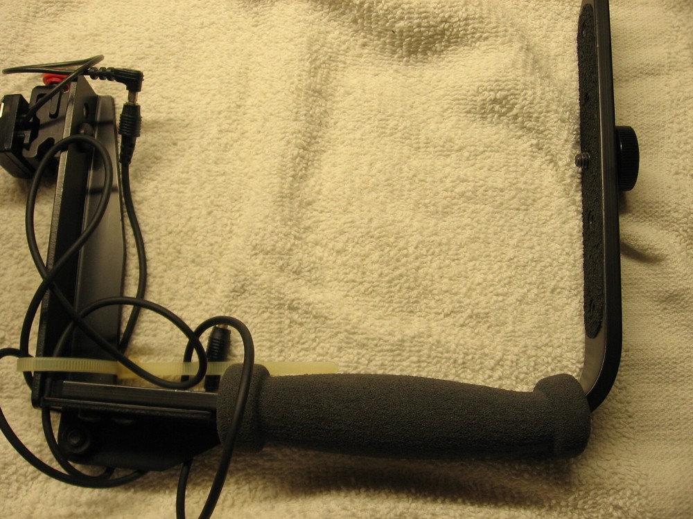 STROBOFRAME FLASH BRACKET (MINT