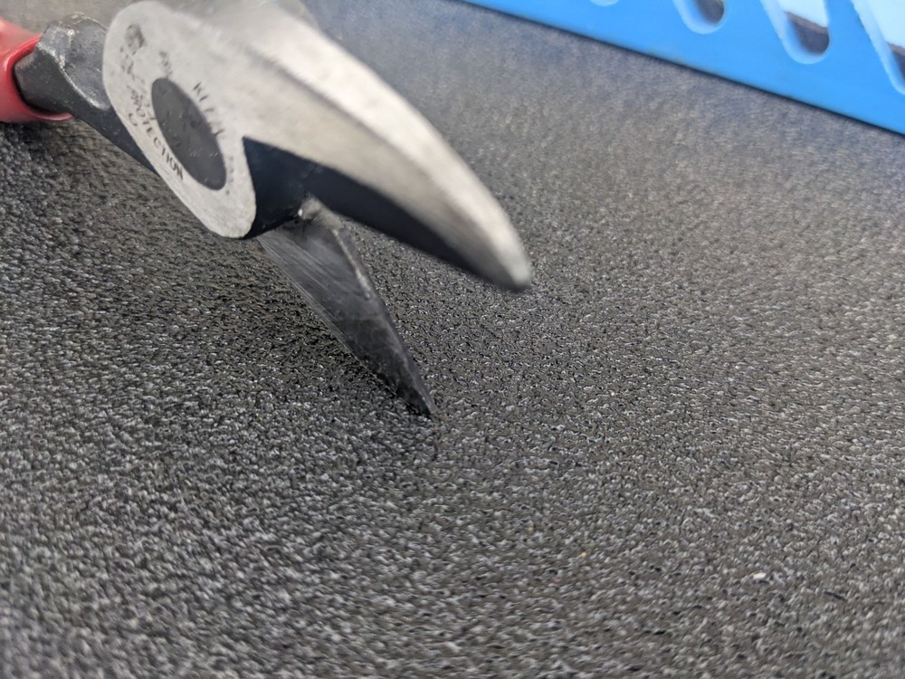 #bn098 Klein Tools Shears BX Cable Cutters Compact Lightweight Design