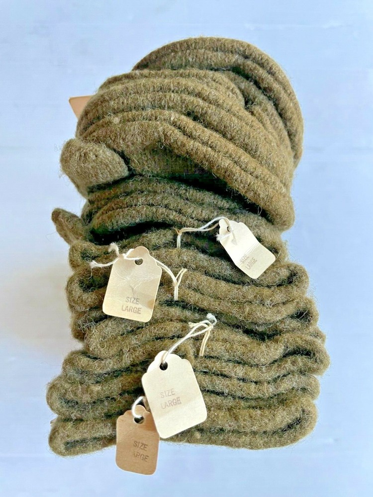 UNISSUED WWII TRIGGER FINGER MITTEN WOOL INSERTS LARGE (1943)
