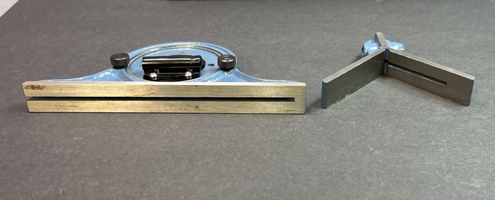 Combination Square Protractor and Center Finder Head - Read