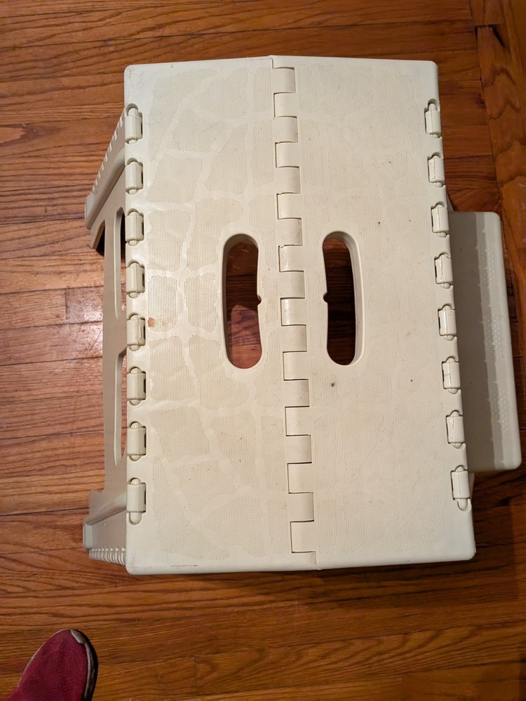 Folding Step Stool - Heavy Duty