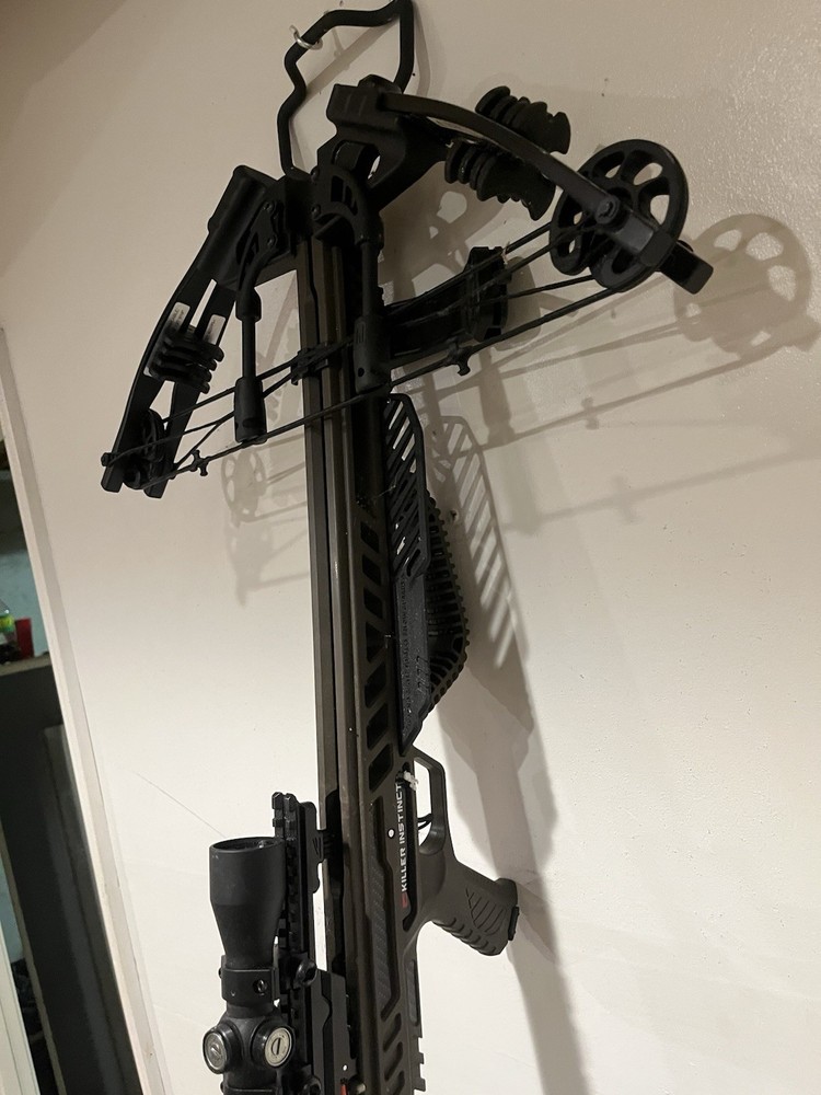 Killer Instinct Killer Instinct Compound Crossbow Black with Scope for Men