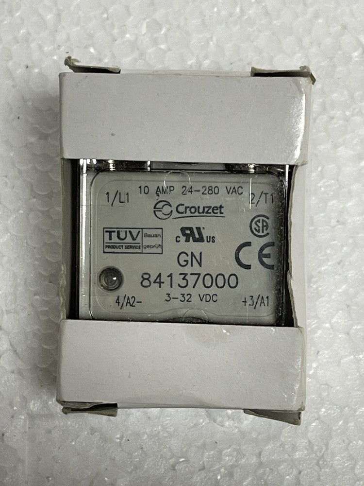 Crouzet GN 84137000 Solid State Relay