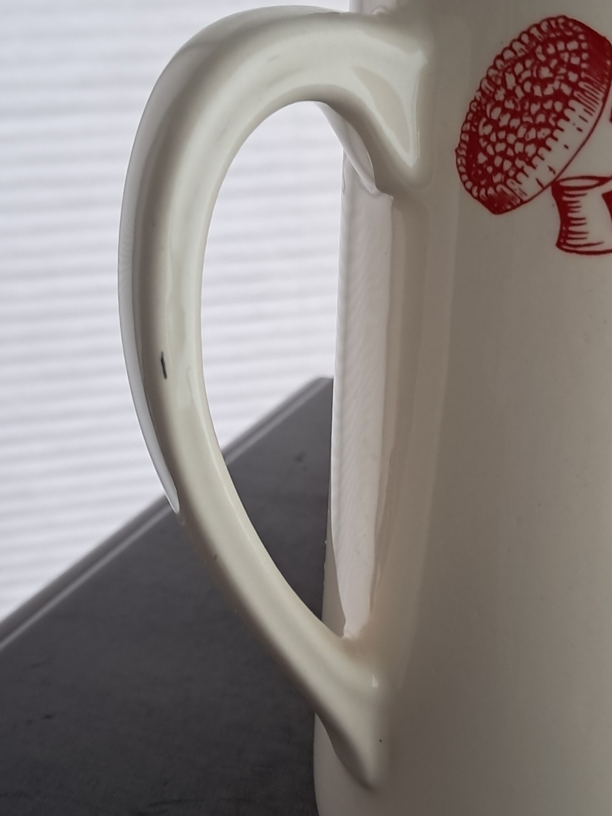 Ceramic Le Comptoir De Famille Red White France Pitcher Le Petit Dejeuner