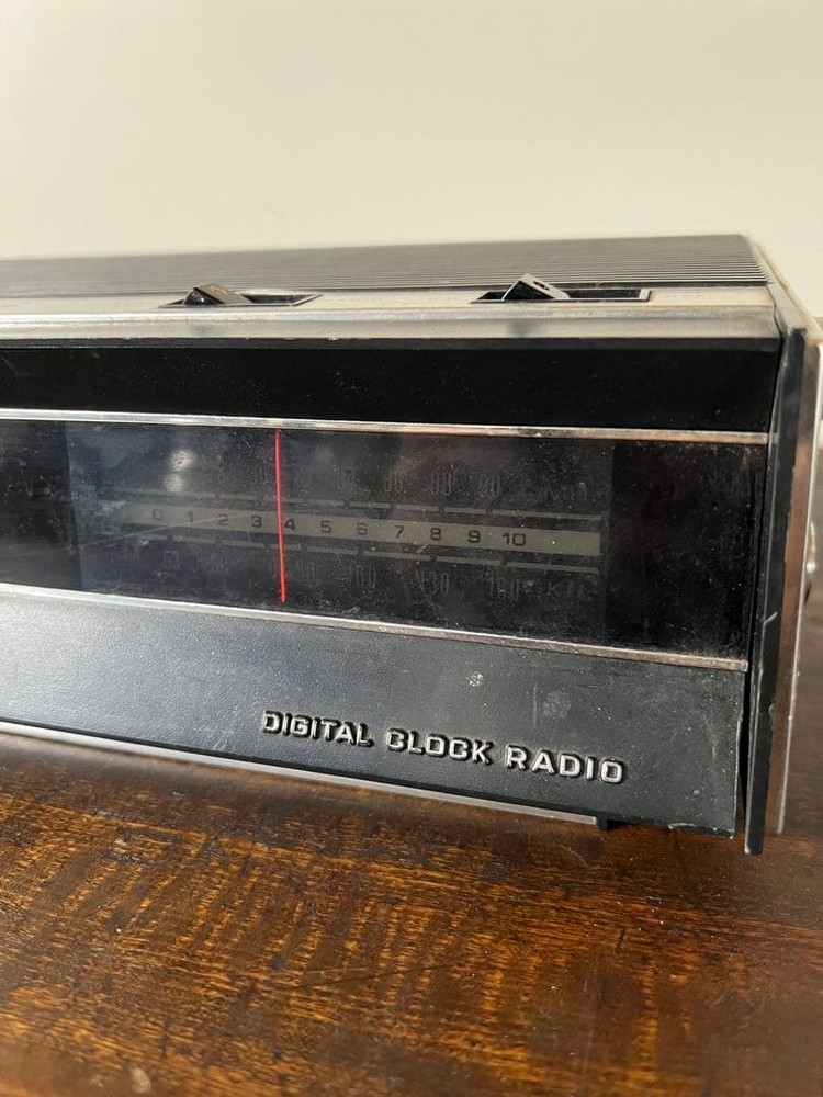 Flapping clock radio clock Showa retro junk