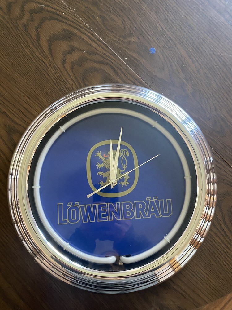 Lowenbrau Clock