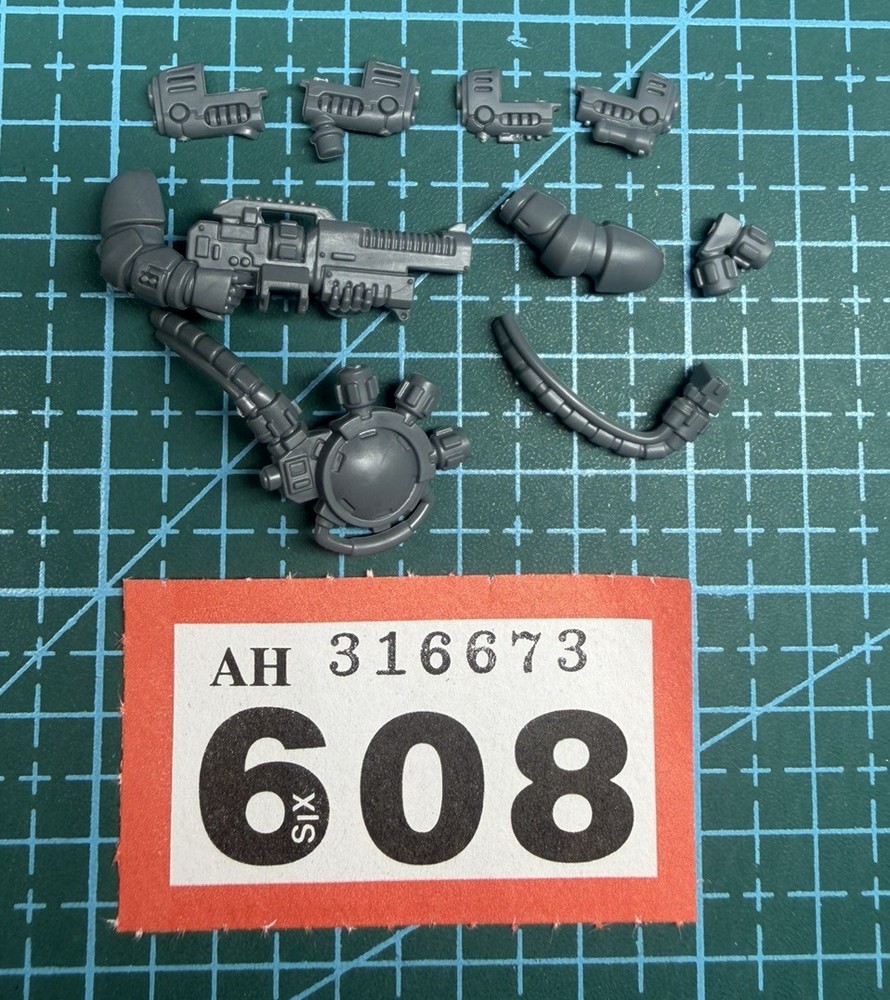 Space Marine Hellblaster Plasma Gun Arm Pair Backpack 40k Bits Heresy Weapon