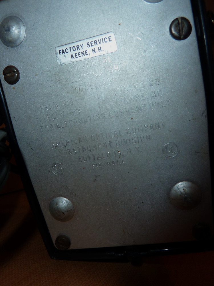 AO AMERICAN OPTICAL UNIVERSAL ILLUMINATOR 359