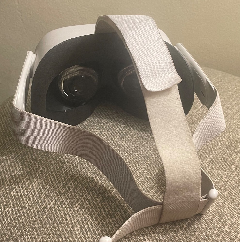 Meta Oculus Quest 2 VR Headset VR Headset Only No Controllers Tested **Read