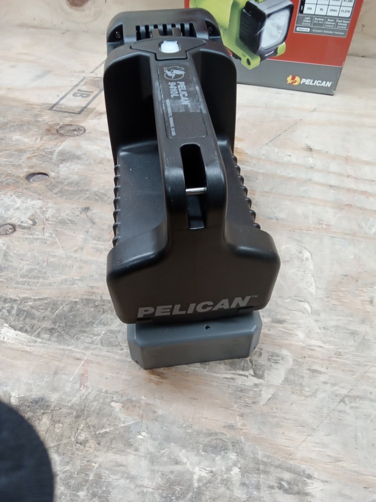 PELICAN LED RECHARGEABLE LANTERN MODEL: 9410L Black