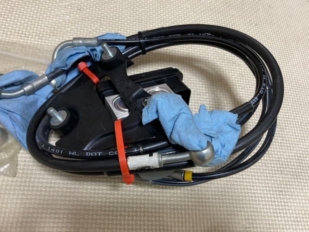 KTM RC390 Genuine OEM ABS unit MINT CONDITION.