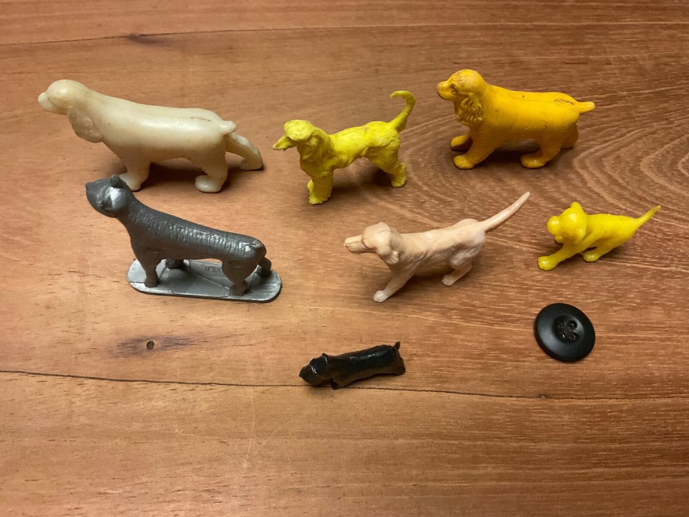 Assorted Marx Blue Ribbon Playset Dogs