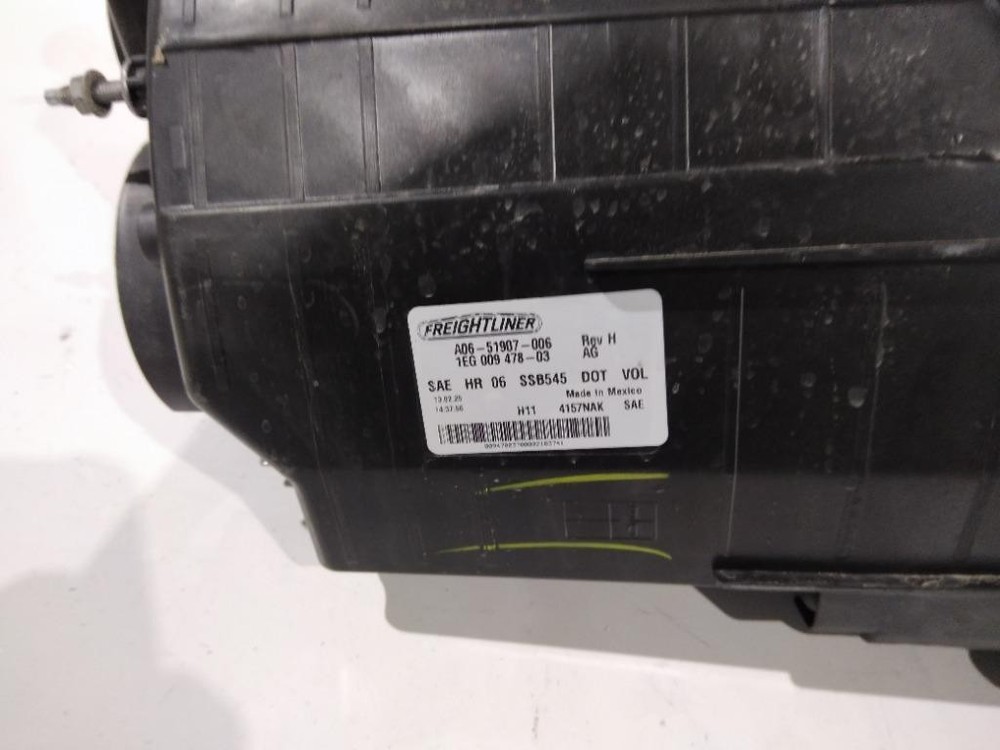 For 2019 FREIGHTLINER CASCADIA 2007-2018 HEADLIGHT Left , MN