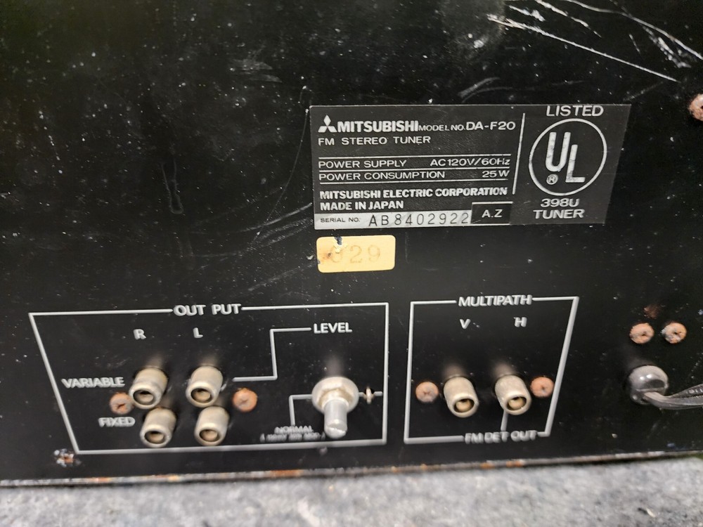 Mitsubishi DA-F20 Stereo Tuner