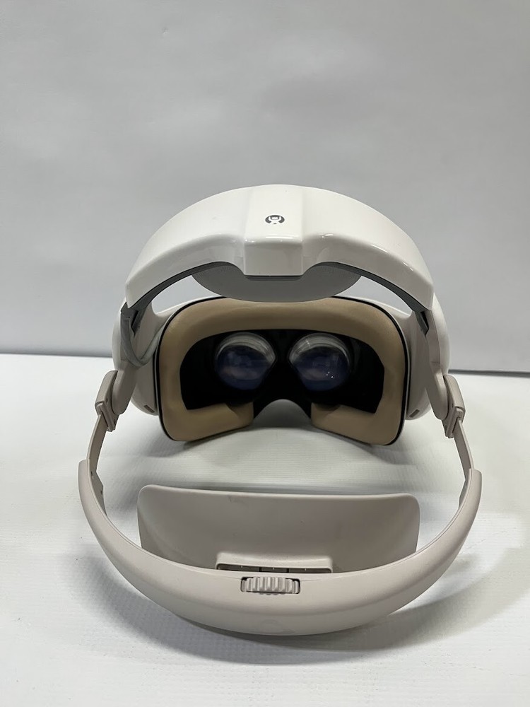 HTC Vive Focus 2Q9R100 (Dev Kit version) VR Headset (No controller) 2020 model